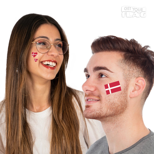 Tatouage drapeau et cœurs Danemark